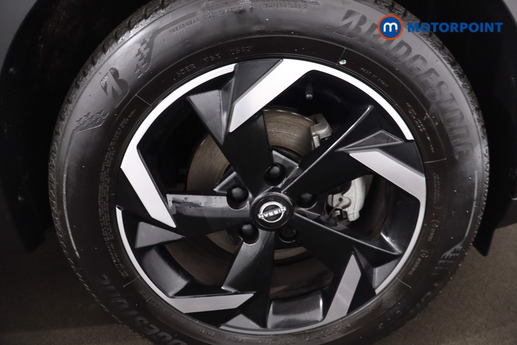 Nissan Juke N-Connecta Automatic Petrol-Electric Hybrid SUV - Stock Number (1611877) - 10th supplementary image