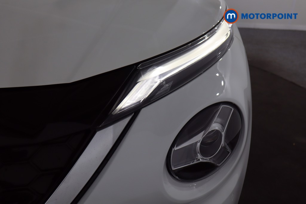 Nissan Juke N-Connecta Automatic Petrol-Electric Hybrid SUV - Stock Number (1611877) - 31st supplementary image