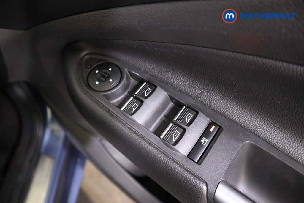 Ford Kuga St-Line X Manual Petrol SUV - Stock Number (1612203) - 14th supplementary image