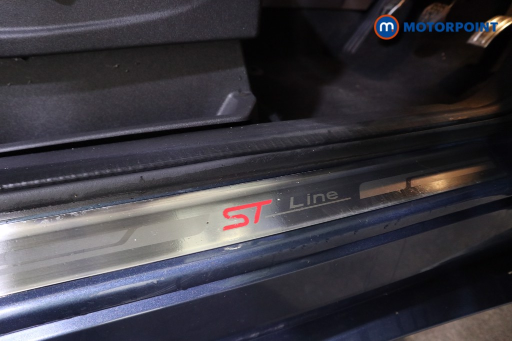 Ford Kuga St-Line X Manual Petrol SUV - Stock Number (1612203) - 15th supplementary image