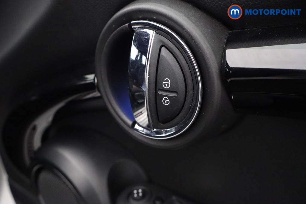 Mini Hatchback Cooper S Sport Automatic Petrol Hatchback - Stock Number (1612230) - 18th supplementary image