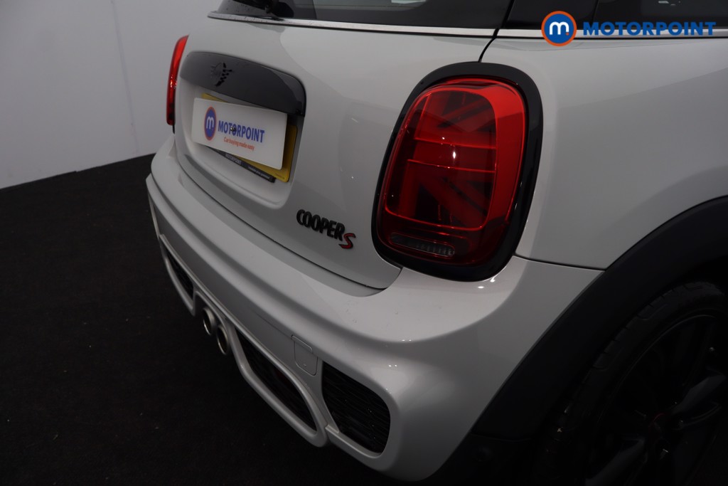 Mini Hatchback Cooper S Sport Automatic Petrol Hatchback - Stock Number (1612230) - 31st supplementary image