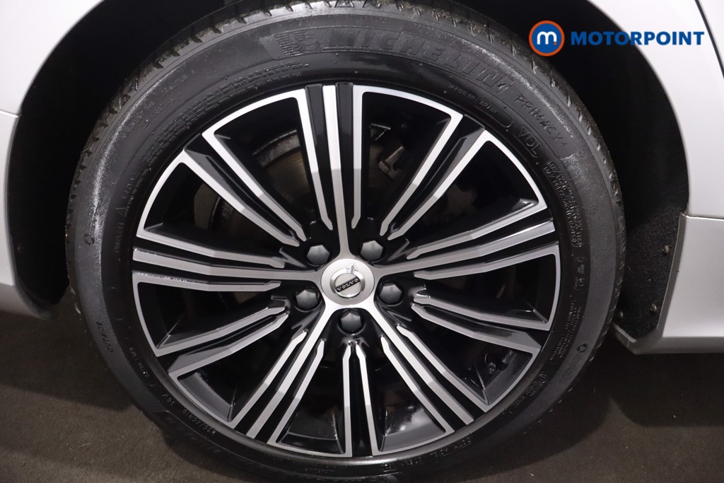 Volvo V60 Inscription Automatic Petrol Plug-In Hybrid Estate - Stock Number (1612291) - 9th supplementary image