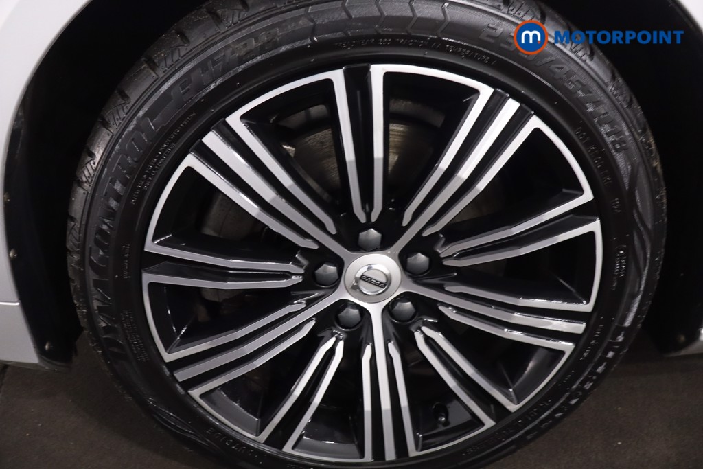 Volvo V60 Inscription Automatic Petrol Plug-In Hybrid Estate - Stock Number (1612291) - 11th supplementary image