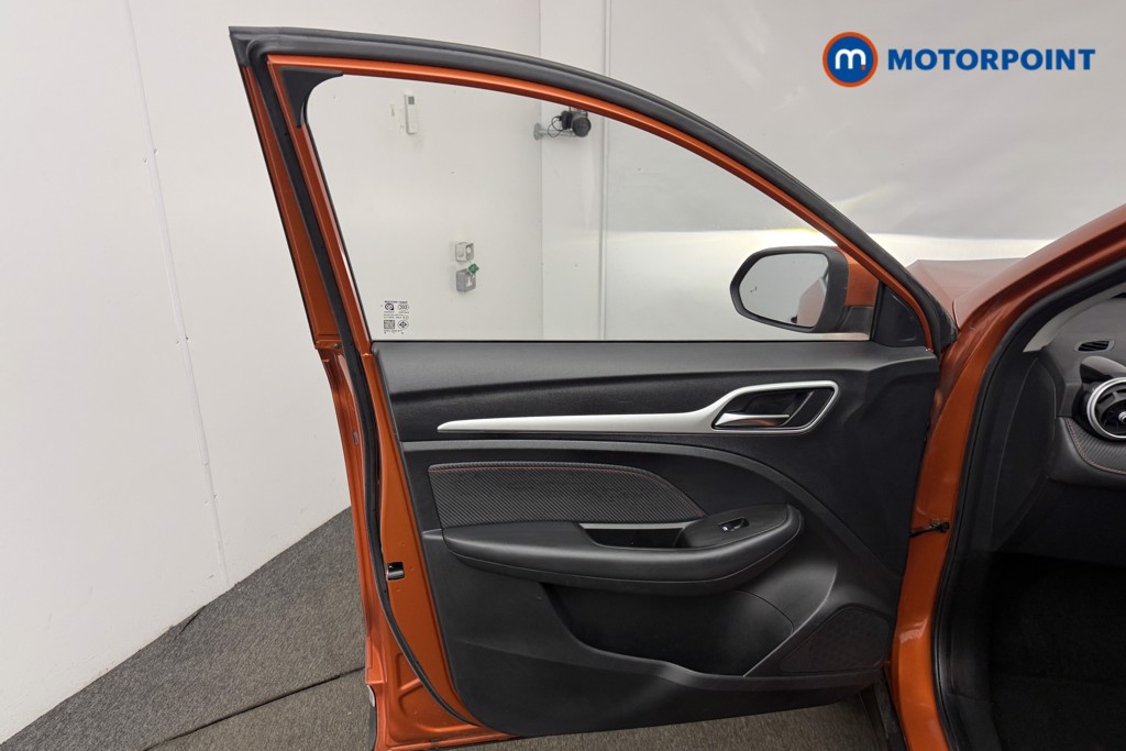 Mg Motor Uk ZS Exclusive Manual Petrol SUV - Stock Number (1612359) - 3rd supplementary image