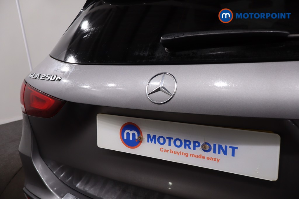 Mercedes-Benz GLA Exclusive Edition Automatic Petrol Plug-In Hybrid SUV - Stock Number (1612673) - 37th supplementary image