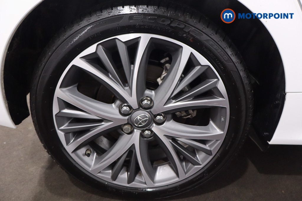 Toyota Yaris Excel Automatic Petrol-Electric Hybrid Hatchback - Stock Number (1612679) - 9th supplementary image