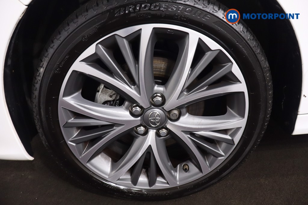 Toyota Yaris Excel Automatic Petrol-Electric Hybrid Hatchback - Stock Number (1612679) - 11th supplementary image