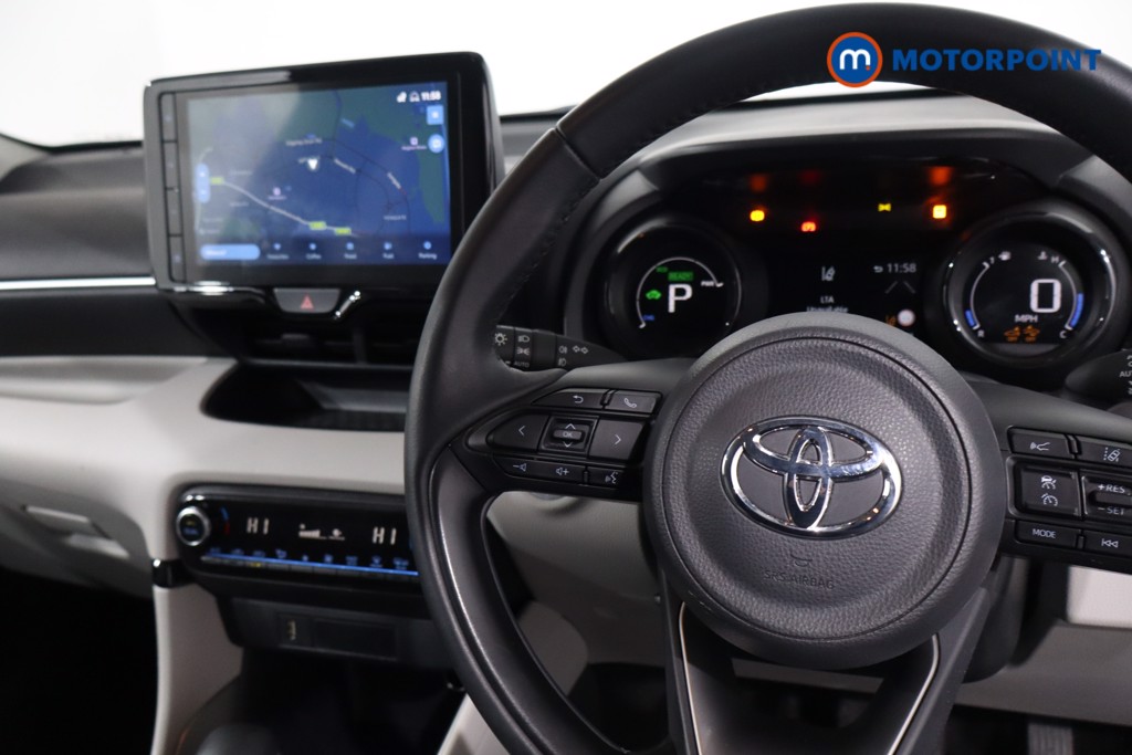 Toyota Yaris Excel Automatic Petrol-Electric Hybrid Hatchback - Stock Number (1612679) - 23rd supplementary image