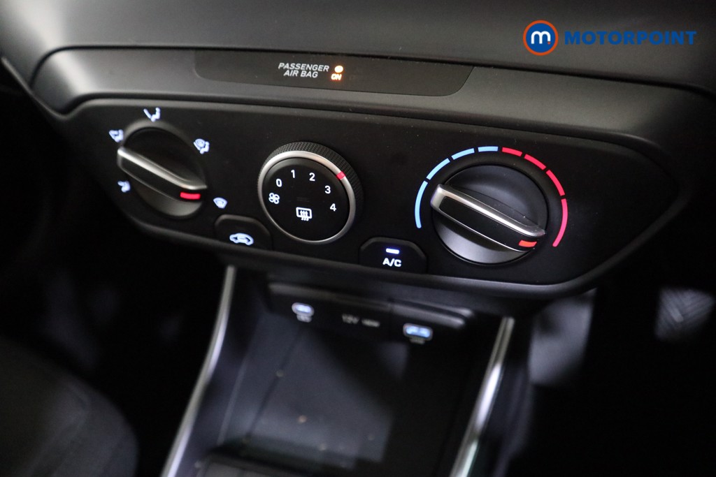 Hyundai I20 Advance Manual Petrol Hatchback - Stock Number (1612718) - 7th supplementary image