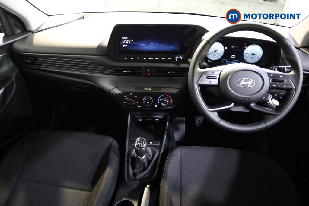 Hyundai I20 Advance Manual Petrol Hatchback - Stock Number (1612718) - 1st supplementary image