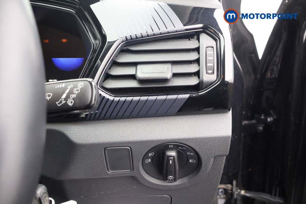 Volkswagen T-Cross Black Edition Automatic Petrol SUV - Stock Number (1612722) - 7th supplementary image