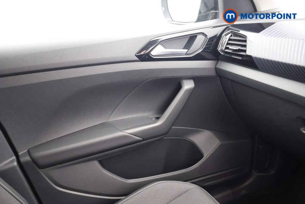 Volkswagen T-Cross Black Edition Automatic Petrol SUV - Stock Number (1612722) - 11th supplementary image