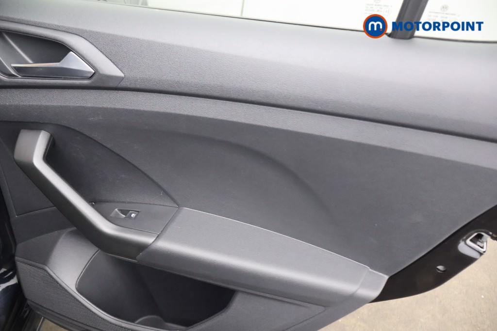 Volkswagen T-Cross Black Edition Automatic Petrol SUV - Stock Number (1612722) - 17th supplementary image