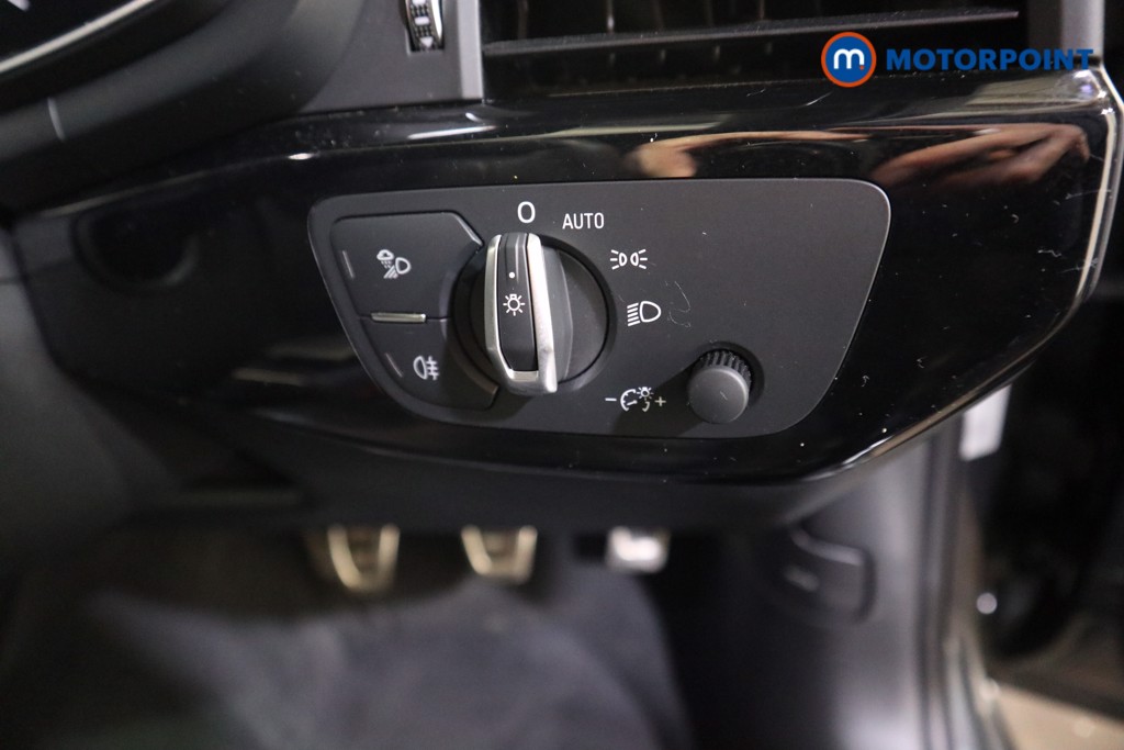 Audi A4 Sport Edition Manual Petrol Saloon - Stock Number (1612727) - 11th supplementary image