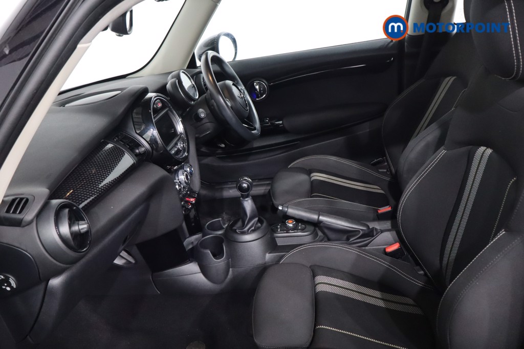 Mini Hatchback Cooper S Classic Manual Petrol Hatchback - Stock Number (1612733) - 4th supplementary image