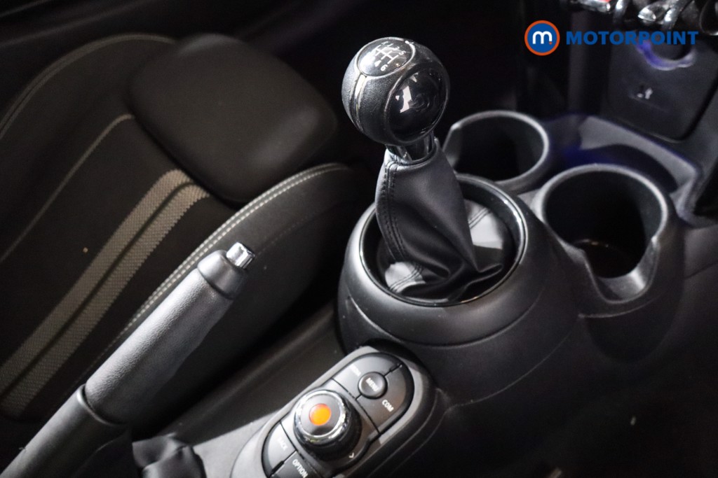 Mini Hatchback Cooper S Classic Manual Petrol Hatchback - Stock Number (1612733) - 18th supplementary image