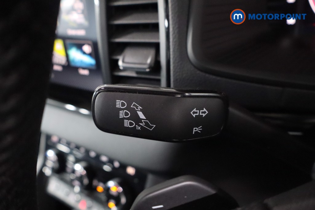 Skoda Karoq Sportline Edition Automatic Petrol SUV - Stock Number (1612820) - 14th supplementary image