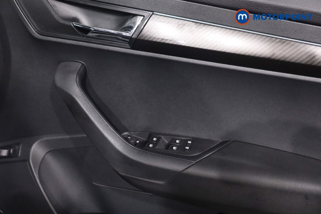 Skoda Karoq Sportline Edition Automatic Petrol SUV - Stock Number (1612829) - 23rd supplementary image