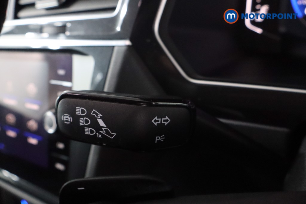 Volkswagen Tiguan R-Line Automatic Petrol SUV - Stock Number (1612991) - 14th supplementary image