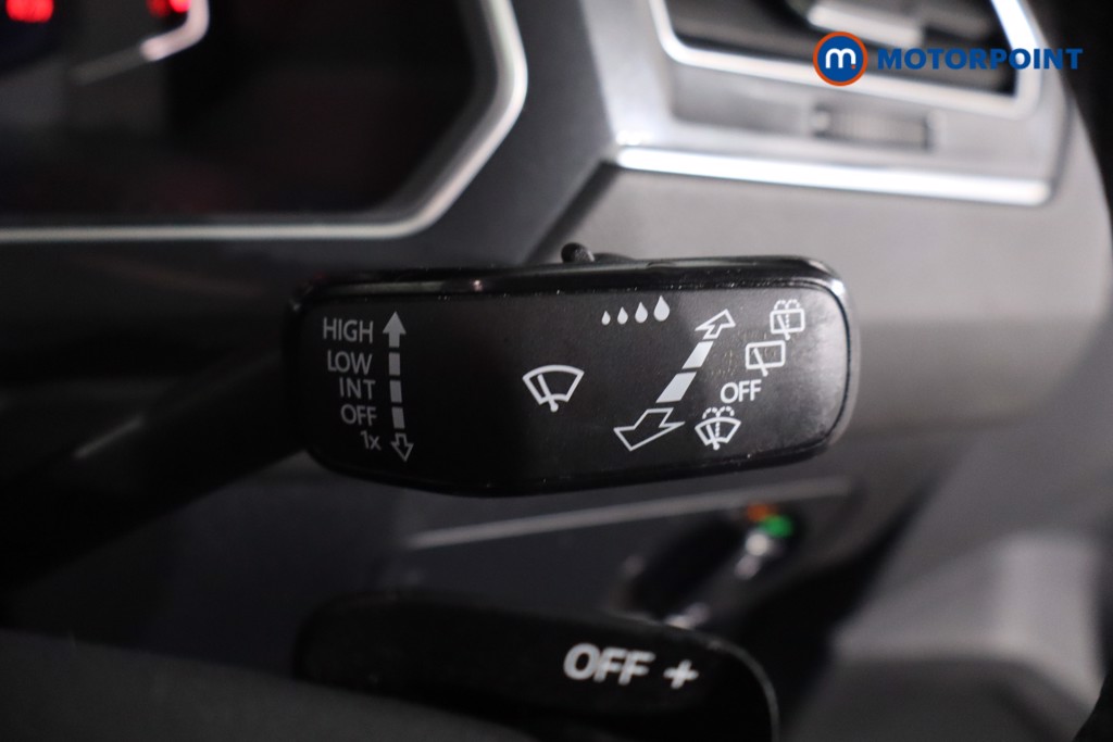 Volkswagen Tiguan R-Line Automatic Petrol SUV - Stock Number (1612991) - 15th supplementary image