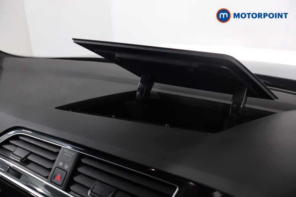 Volkswagen Tiguan R-Line Automatic Petrol SUV - Stock Number (1612991) - 18th supplementary image