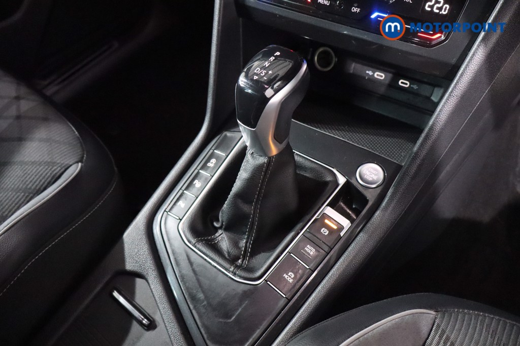 Volkswagen Tiguan R-Line Automatic Petrol SUV - Stock Number (1612991) - 20th supplementary image