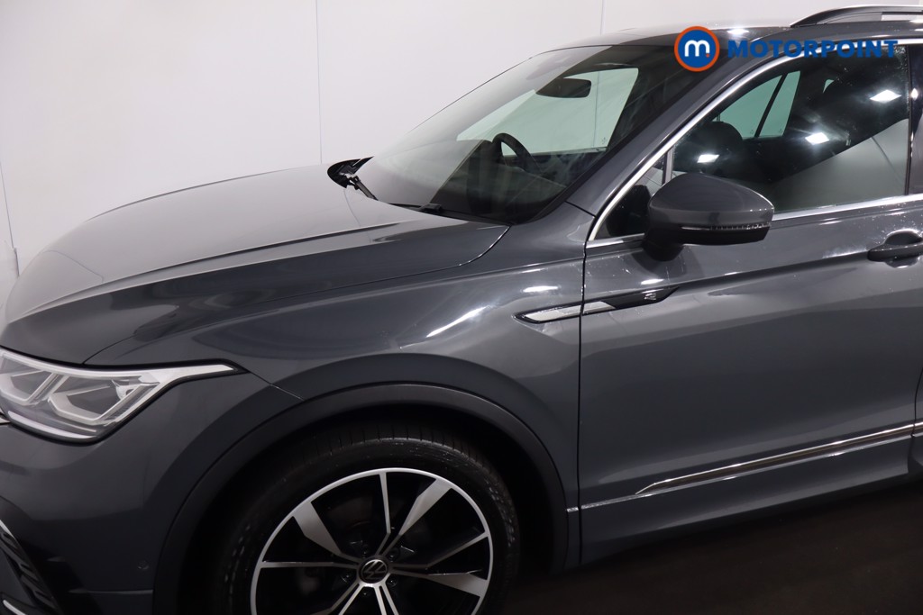 Volkswagen Tiguan R-Line Automatic Petrol SUV - Stock Number (1612991) - 30th supplementary image