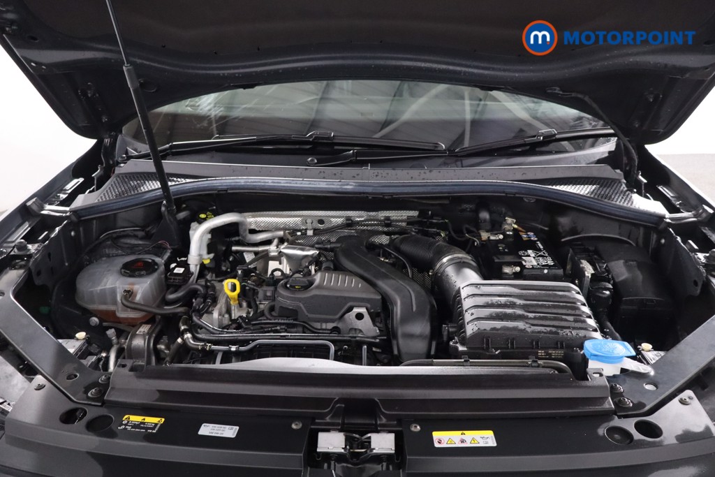 Volkswagen Tiguan R-Line Automatic Petrol SUV - Stock Number (1612991) - 36th supplementary image