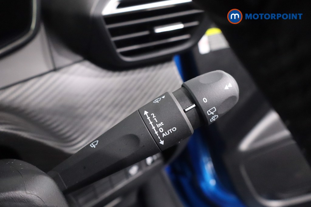 Peugeot 2008 Allure Manual Petrol SUV - Stock Number (1613103) - 15th supplementary image