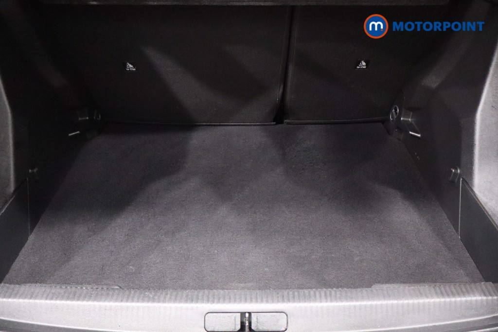 Peugeot 2008 Allure Manual Petrol SUV - Stock Number (1613103) - 39th supplementary image