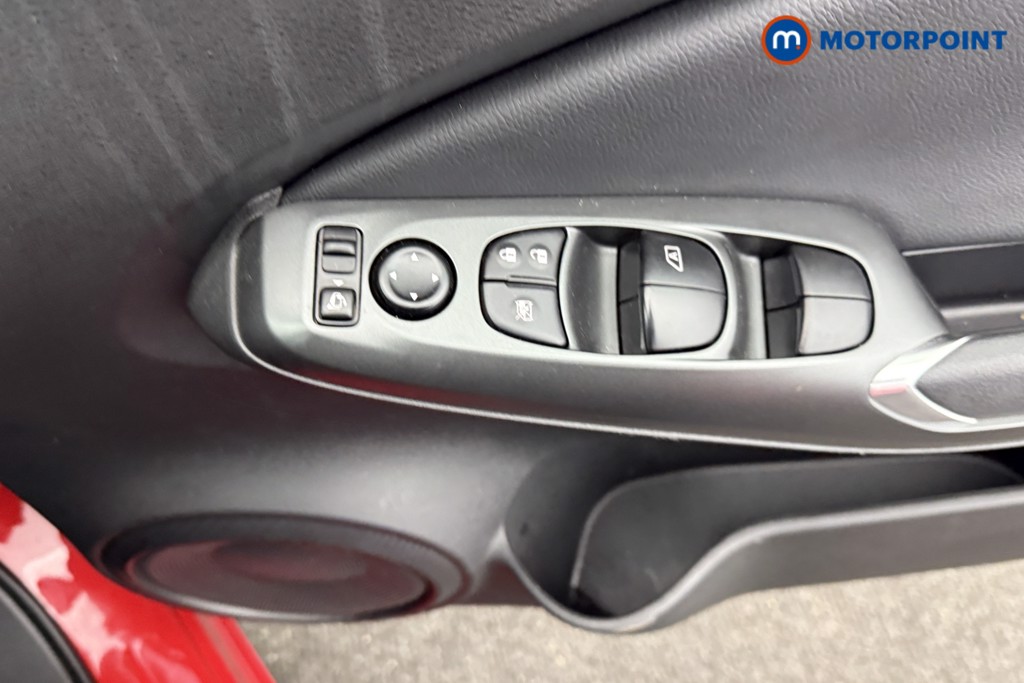 Nissan Juke Acenta Premium Manual Petrol SUV - Stock Number (1613391) - 14th supplementary image