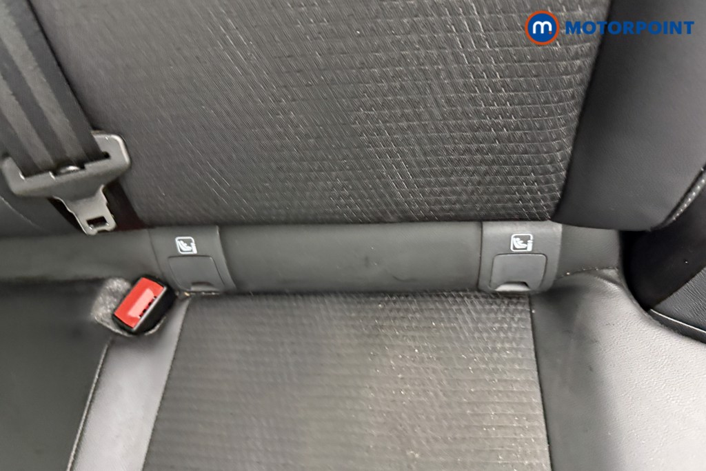 Nissan Qashqai N-Connecta Automatic Petrol-Electric Hybrid SUV - Stock Number (1613433) - 24th supplementary image