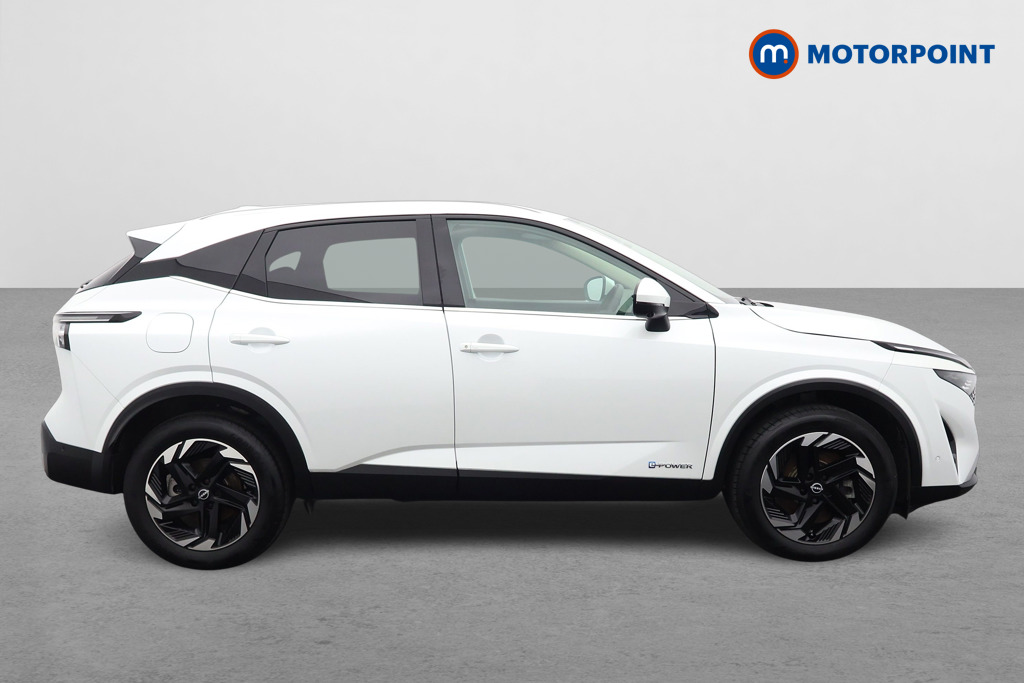Nissan Qashqai N-Connecta Automatic Petrol-Electric Hybrid SUV - Stock Number (1613433) - Drivers side
