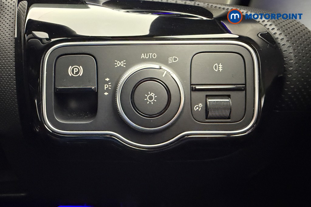 Mercedes-Benz CLA Amg Line Automatic Petrol Estate - Stock Number (1613479) - 7th supplementary image