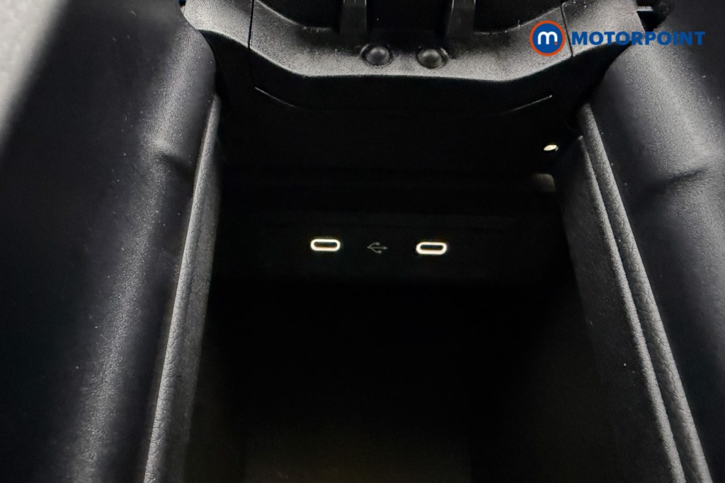 Mercedes-Benz CLA Amg Line Automatic Petrol Estate - Stock Number (1613479) - 15th supplementary image