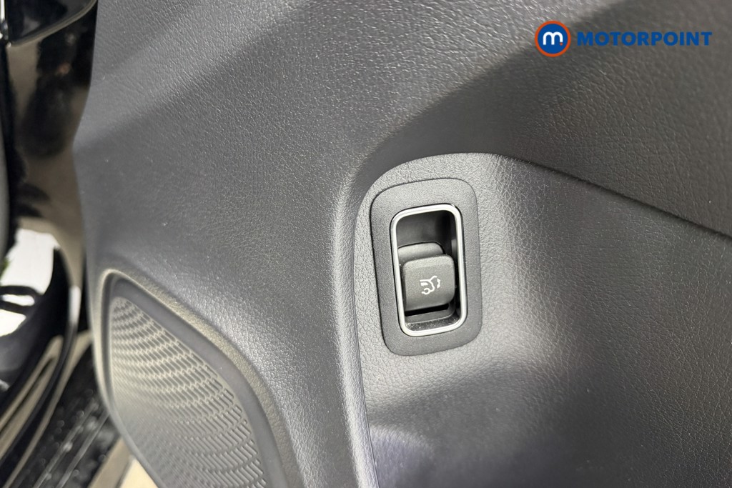 Mercedes-Benz CLA Amg Line Automatic Petrol Estate - Stock Number (1613479) - 20th supplementary image