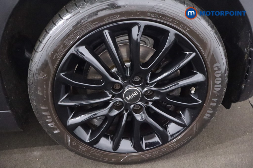 Mini Clubman Cooper Classic Manual Petrol Estate - Stock Number (1598221) - 10th supplementary image