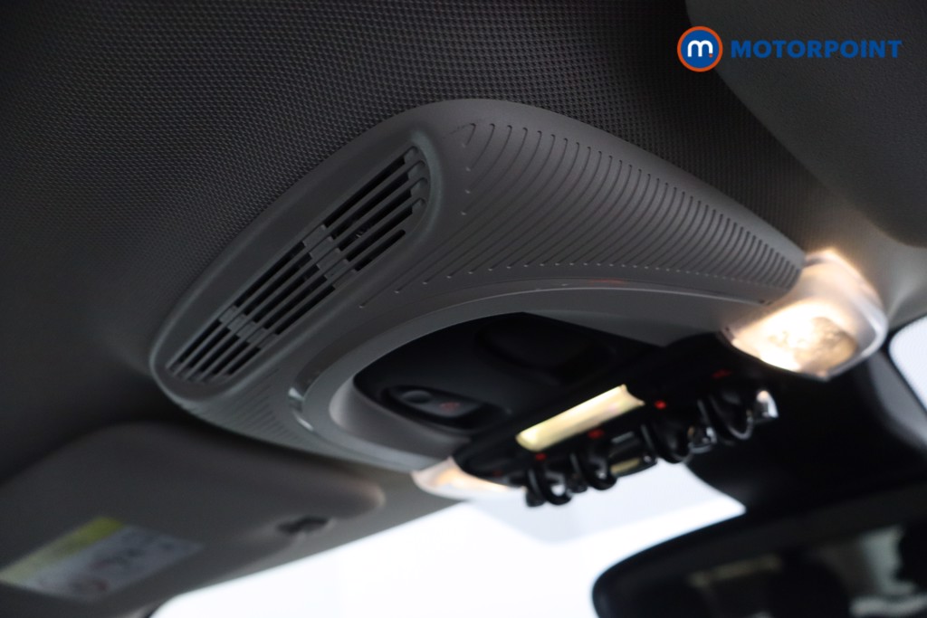 Mini Clubman Cooper Classic Manual Petrol Estate - Stock Number (1598221) - 19th supplementary image