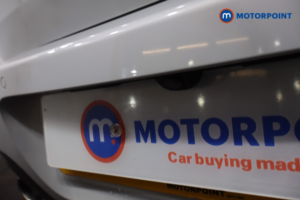 Mini Clubman Cooper Classic Manual Petrol Estate - Stock Number (1598221) - 35th supplementary image