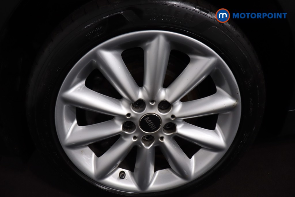 Mini Clubman Cooper Classic Manual Petrol Estate - Stock Number (1599434) - 11th supplementary image