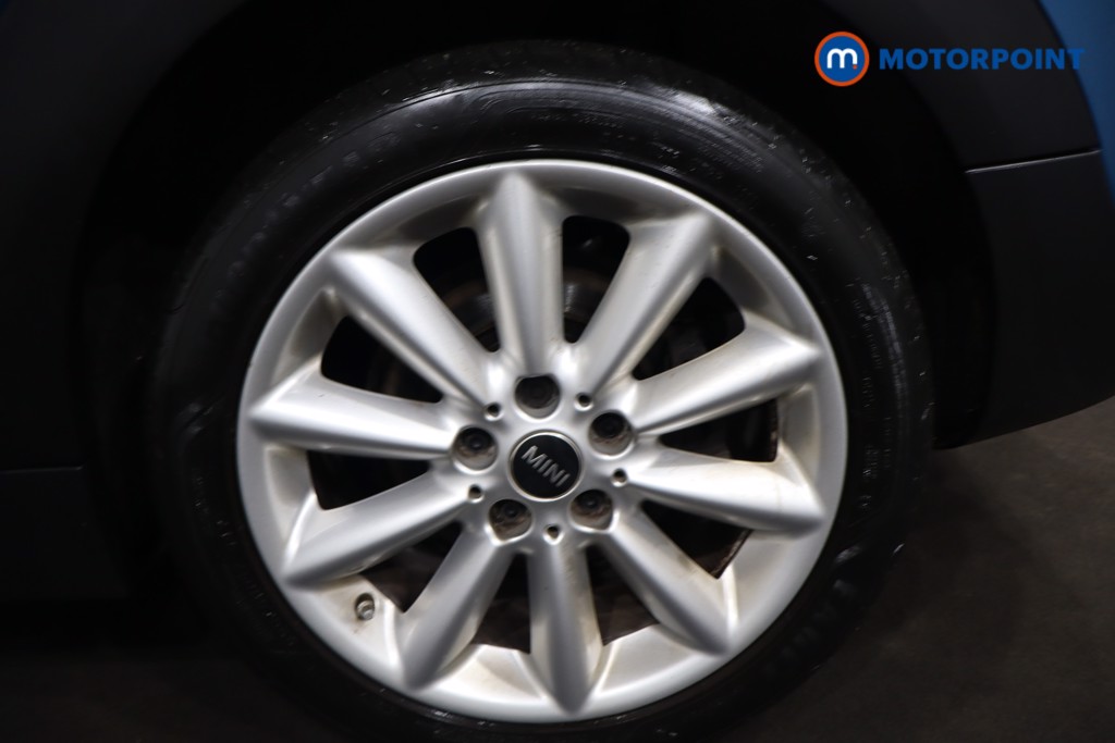 Mini Clubman Cooper Classic Manual Petrol Estate - Stock Number (1599434) - 12th supplementary image