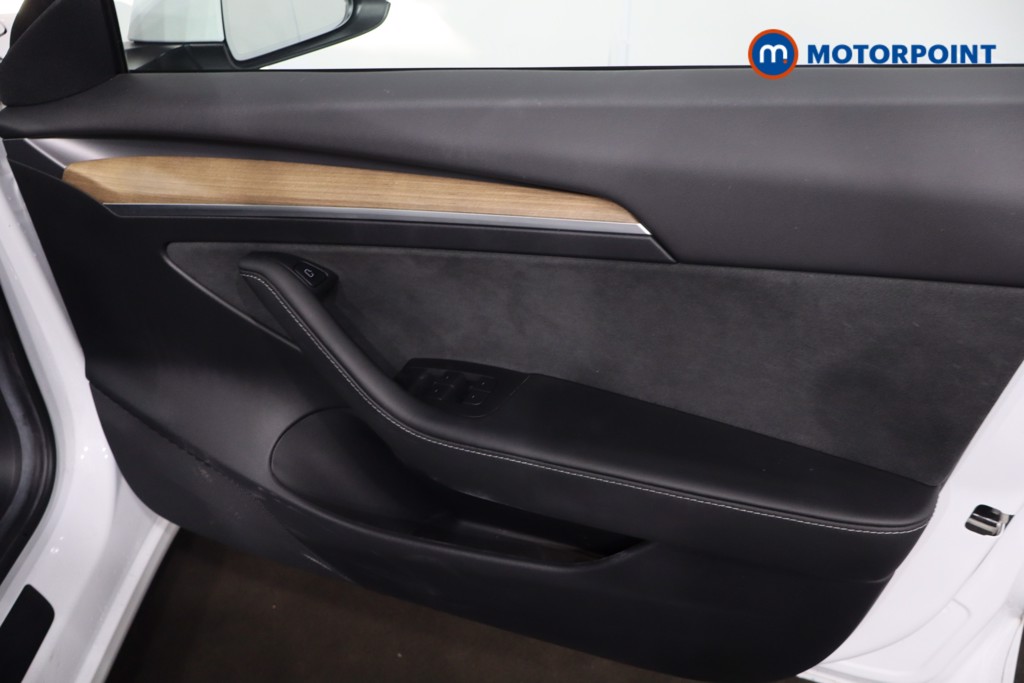 Tesla Model 3 Long Range Automatic Electric Saloon - Stock Number (1607488) - 18th supplementary image