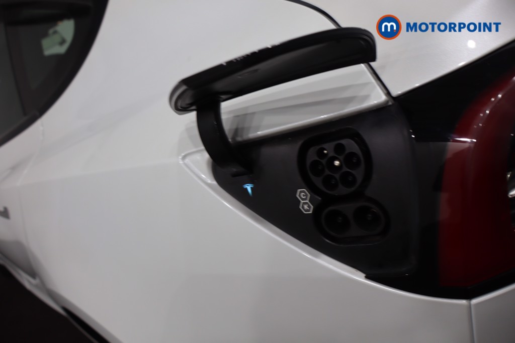 Tesla Model 3 Long Range Automatic Electric Saloon - Stock Number (1607488) - 33rd supplementary image