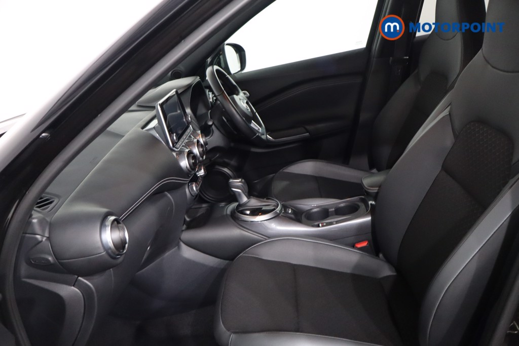 Nissan Juke N-Connecta Automatic Petrol SUV - Stock Number (1607871) - 4th supplementary image