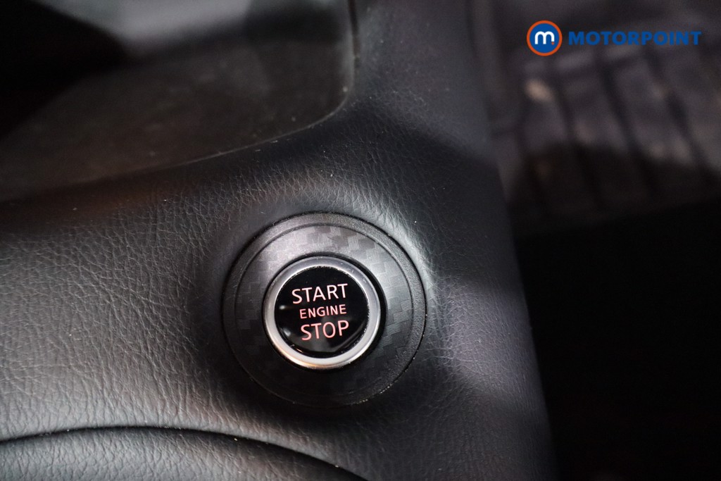 Nissan Juke N-Connecta Automatic Petrol SUV - Stock Number (1607871) - 19th supplementary image