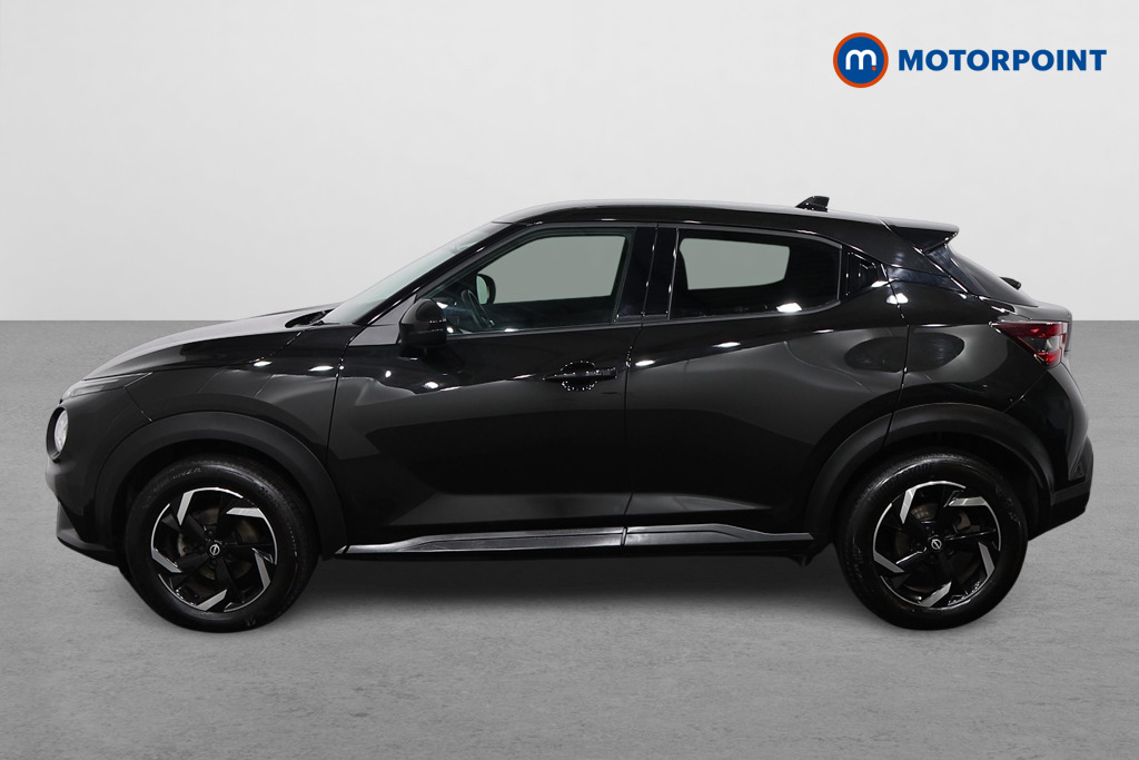 Nissan Juke N-Connecta Automatic Petrol SUV - Stock Number (1607871) - Passenger side