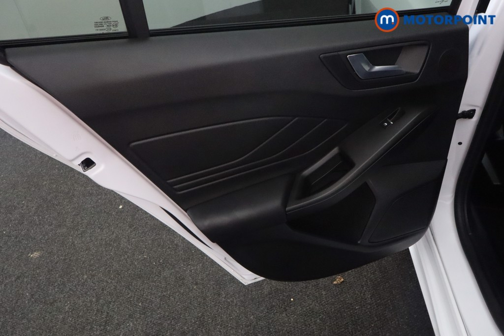 Ford Focus ST Manual Petrol Hatchback - Stock Number (1610650) - 18th supplementary image