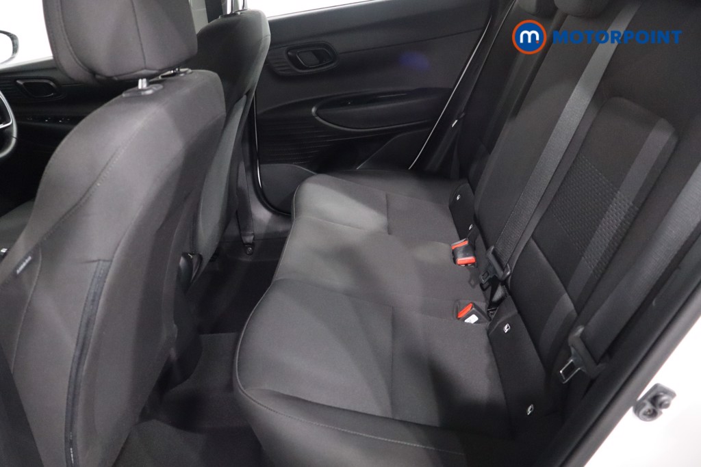 Hyundai I20 Advance Automatic Petrol Hatchback - Stock Number (1610877) - 5th supplementary image