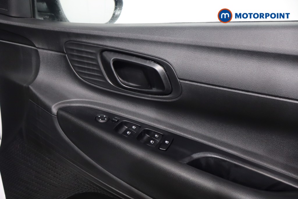 Hyundai I20 Advance Automatic Petrol Hatchback - Stock Number (1610877) - 22nd supplementary image